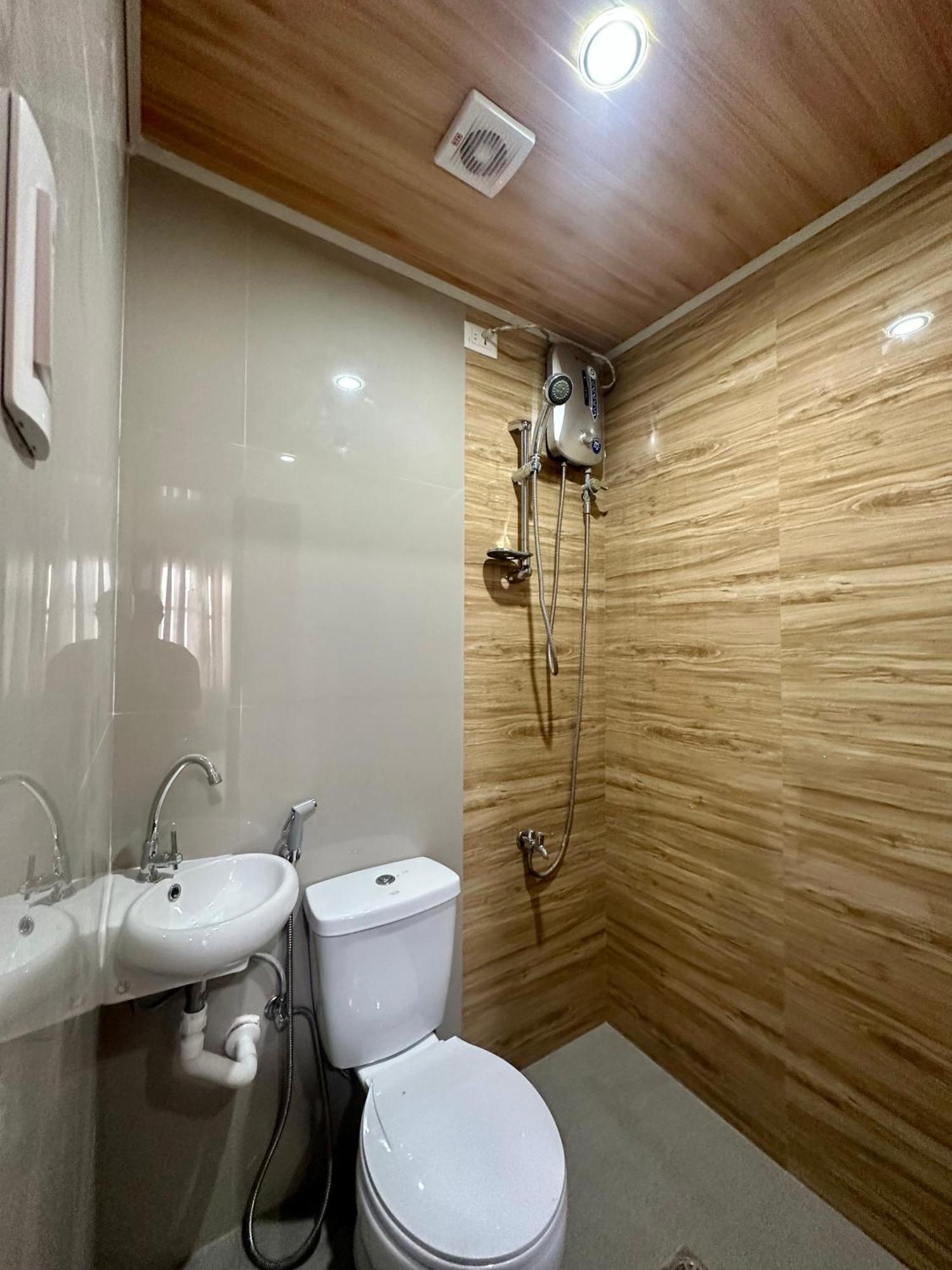 Tacloban Evmc Gdex Transient House Apartamento Exterior foto